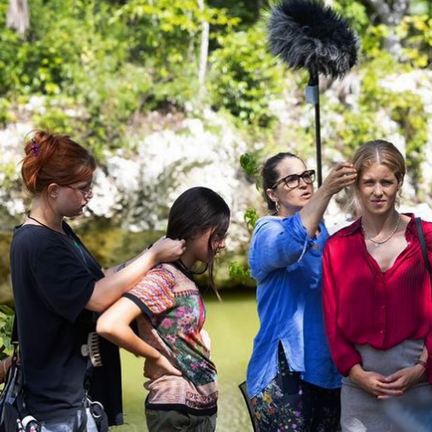 EmilyBettBR's tweet photo. 📷 || charlottemmua via Instagram 
"Le Dernier Jaguar 🐾 
Film sur lequel j’ai eu la chance d’assister @/fanny_vachon 🩷 
Tournage automne 2022 au Mexique 🇲🇽" https://t.co/SwEoJAGw42