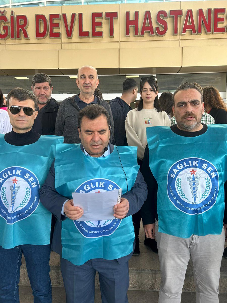 "AİLE SAĞLIĞI MERKEZLERİNDE MEMUR STATÜSÜ TALEBİ"

Adana'da Memur-Sen ve Sağlıksen Şube Başkanı Bekir Nennioğlu, Aile Sağlığı Merkezi (ASM) grup elemanlarının çalışma koşulları ve statülerindeki sorunları gündeme getirerek devlet kadrosuna alınma talebinde bulundu.

"AİLE VE