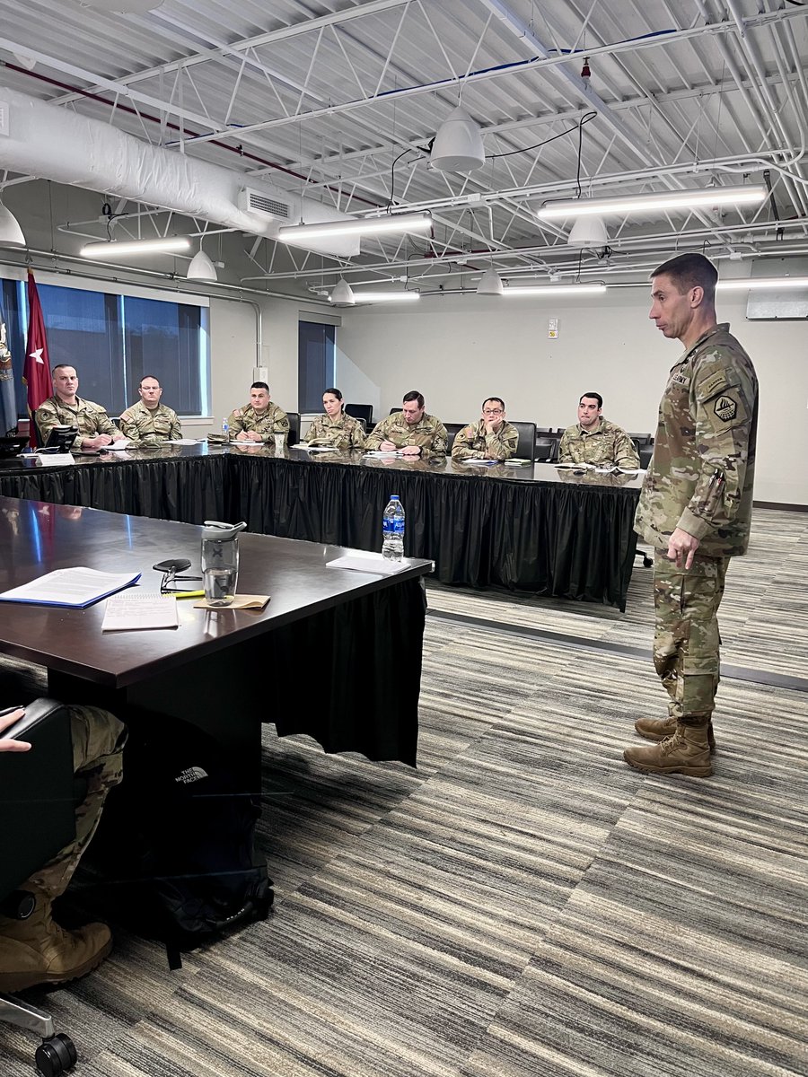 Army_Cyber_CoE's tweet photo. Welcomed the IA Scholars to @Fort Eisenhower today! Continuous #transformation is key to staying relevant in the information space. With discipline and engaged leadership, we will remain a step ahead of our adversaries and gain progress in support of Multi-Domain Operations. https://t.co/LijhhkcjN2