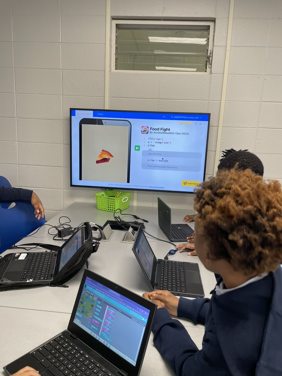 ArielWHolloway1's tweet image. Our Robotics Club members used the Collab Lab to share the lines of code they wrote today. #collablab