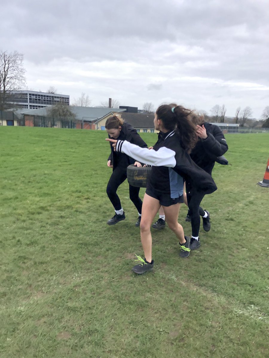 SalisburySgo's tweet image. Thank you to @ArmyintheSW for leading the She Can Be Active festival for year 9 girls from @WyvernStEdsPE, @stjoseph, @SarumAcademy and Trafalgar. All developed their team work, communication and self confidence whilst having fun!