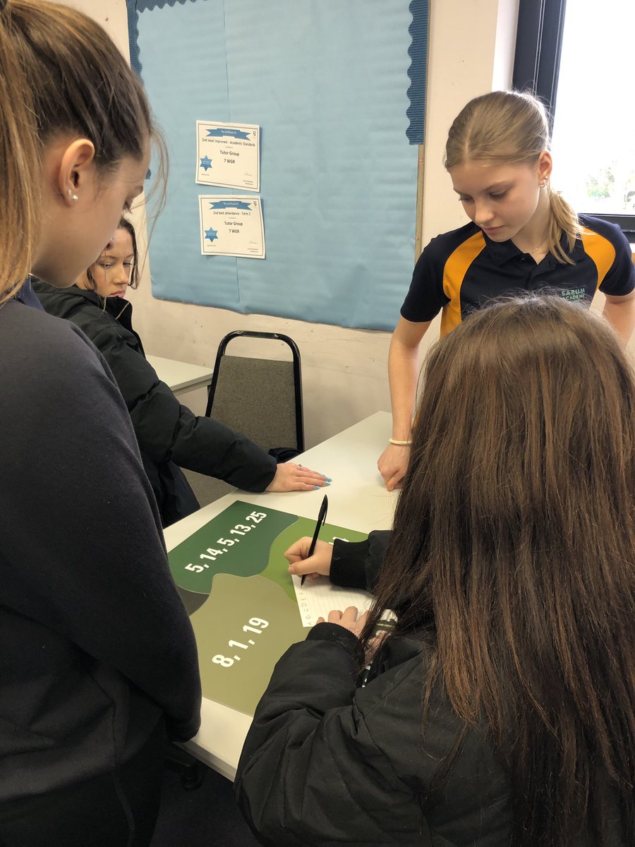 SalisburySgo's tweet image. Thank you to @ArmyintheSW for leading the She Can Be Active festival for year 9 girls from @WyvernStEdsPE, @stjoseph, @SarumAcademy and Trafalgar. All developed their team work, communication and self confidence whilst having fun!