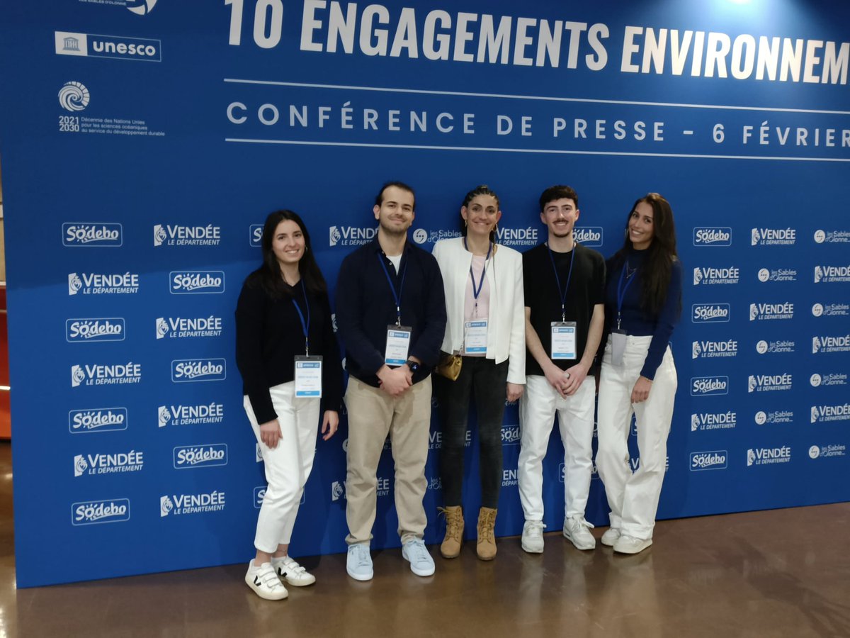 La team <a href="/comoveragency/">Com'Over</a> <a href="/CConcettiCom/">Caroline Concetti Communication</a> + #matthieuhonore en place à la maison de <a href="/UNESCO_fr/">UNESCO en français</a> à Paris pour organiser la conférence de presse sur les engagements environnementaux du <a href="/VendeeGlobe/">Vendée Globe</a> !