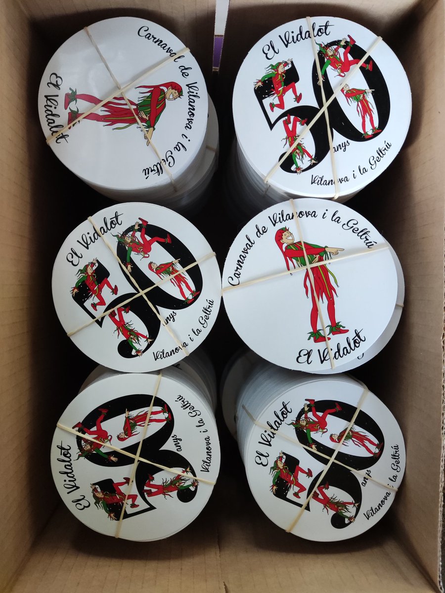 Hola, queda una setmana justa!!!! Ja teniu l'adhesiu? Volem veure fins on arriba!
#VidalotPelMón #VidalotPelsPuestus #Vidalot50anys