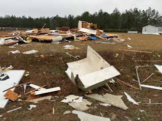 Many fraudulent contractors attempt to take advantage of Georgia consumers whose property was damaged by a major storm. On Sunday, OCI Special Agents visited residents in Lowndes County to give advice on how to prevent themselves from becoming victims of fraud.