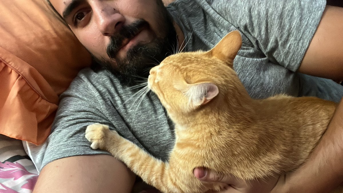 Te voy a extrañar mucho Humberto querido ❤️
Ojalá todos tengan un Humbertito en algún momento de su vida 🐈
