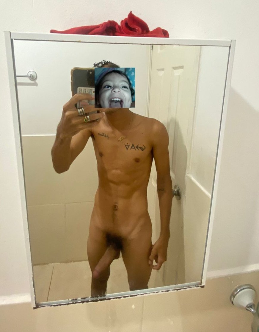 Tiky1830's tweet photo. #chacalito #heterotoengañado
De 21
C8
Parte  #1
#vergadepiladas
#chacalitoheteroengñado
#vergascabezonas
#Vergaschicasgruesas. 
#vergascabezonas
#vergasrosadistas 
#vergones
#vergasblancas
#HeteroEngañado
#VERGASDEACTIVOS https://t.co/qyg8iWItnX