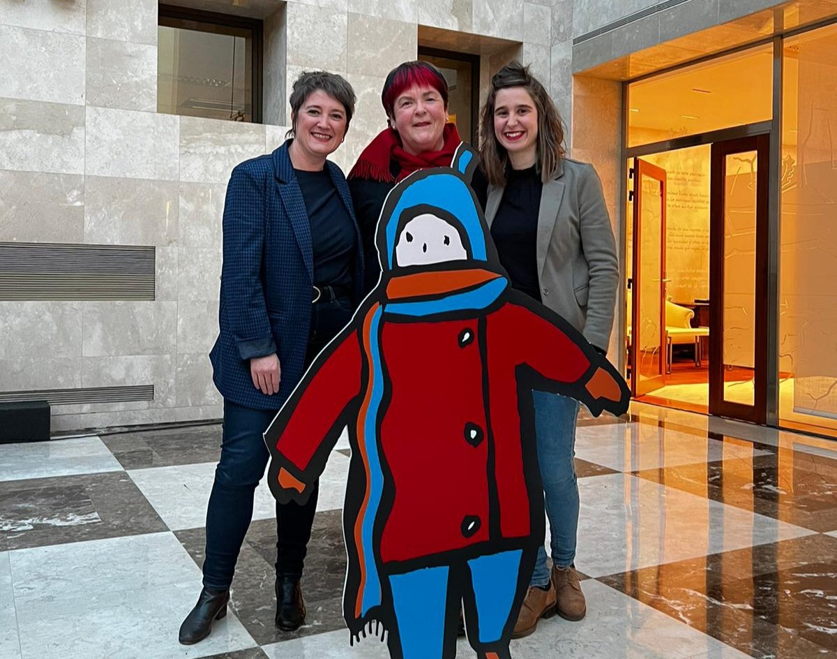 AizpeaOM's tweet image. Zorionak #MariasunLanda!
Zenbat hamarkada posible denaren hormak zabaltzen, zenbat bidaide ahaztezin!

#EmakundeSaria