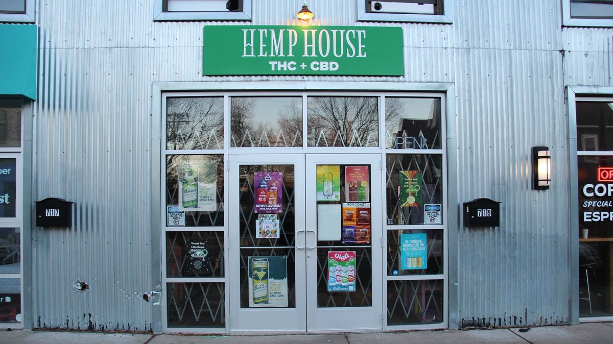 Six months after legalization, marijuana is still not widely available in Minnesota bit.ly/3UykYsH 

#Marijuana is legal in #Minnesota, but that doesn’t mean it is widely available in all its forms. At least not yet.

#cannabis #CannabisCommunity