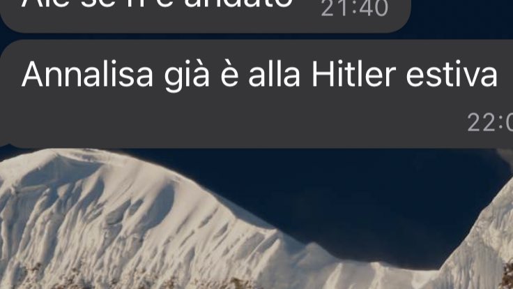 fabritaara's tweet photo. Arrivato questo messaggio da mia madre https://t.co/JNnai1bTp4