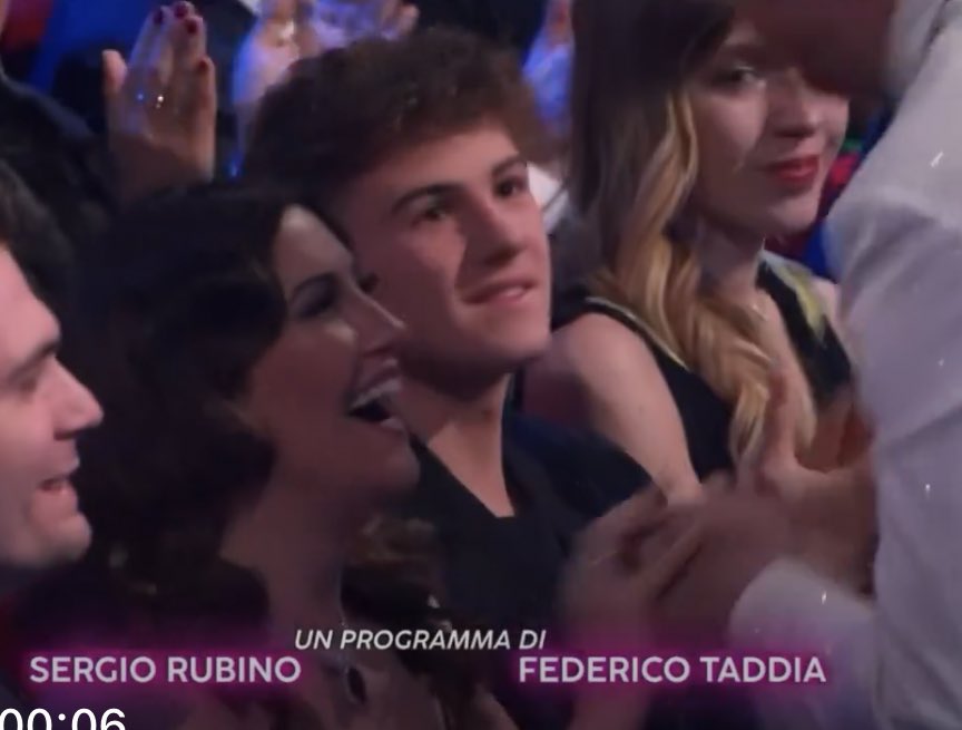 Scorpioneee96's tweet photo. L'abbiamo visto letteralmente crescere

#sanremo24 https://t.co/4fMTxXcHRA