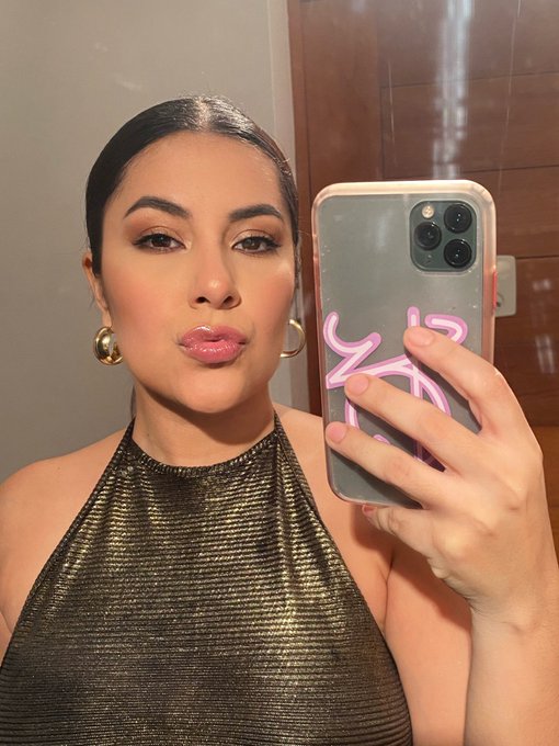 El mejor amigo del calor es el clean look 🤓 https://t.co/hDGi181ykO<a href="/tag/nuevafotodeperfil"class="tags"><span>#nuevafotodeperfil</span></a>