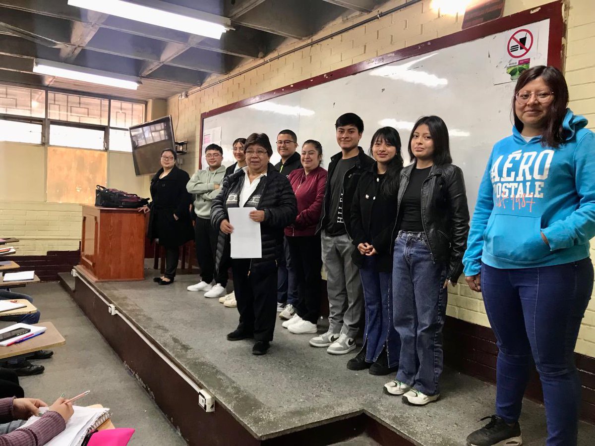 dicunoc's tweet photo. LLEVAN A CABO FORMACIÓN DE ESTUDIANTES 

La Dirección General de Investigación del Centro Universitario de Occidente, Dicunoc, bajo la coordinación de la licenciada Rosa Martínez, lleva a cabo jornadas de formación en el curso de Comunicación, con estudiantes de Derecho. https://t.co/T0gJgFwy5T