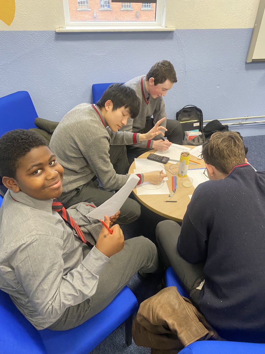 BrunnerGoals's tweet photo. Today our @GreenSchoolsIre committee were counting up the results of our biodiversity survey as well as creating posters for our Action Day this Friday. A great time to be in Green Schools. @thebrunnerD7 https://t.co/Dg3PJ8fmIt