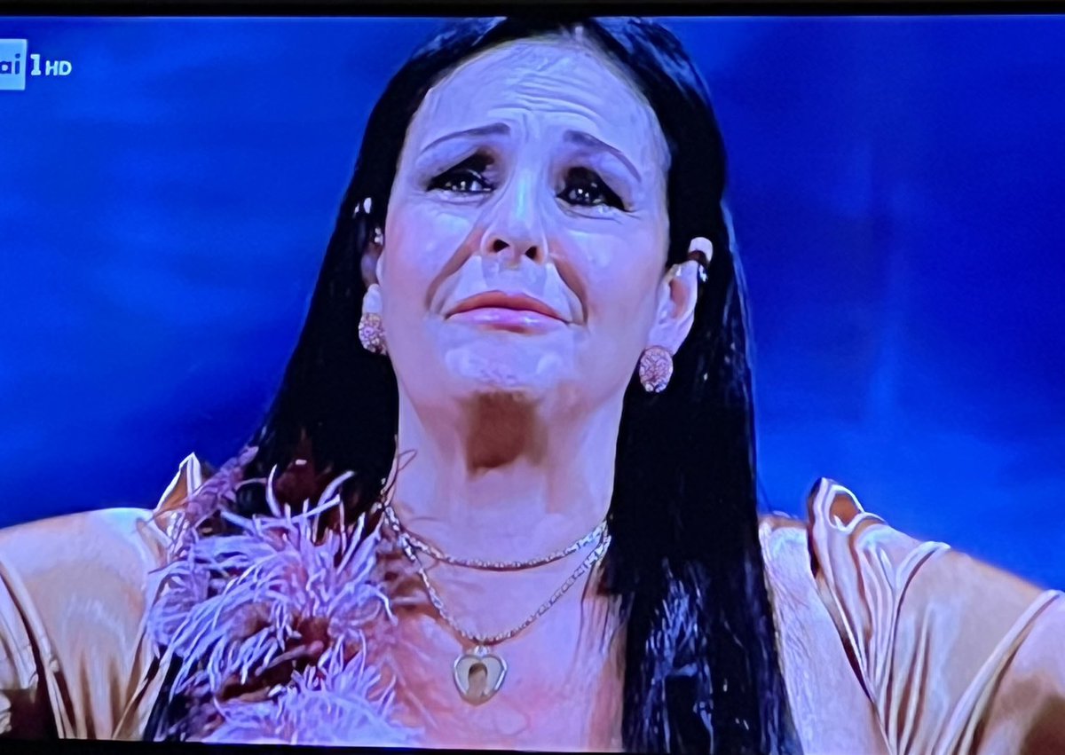 Il dolore universale di una madre che ha perso suo figlio
#Sanremo2024