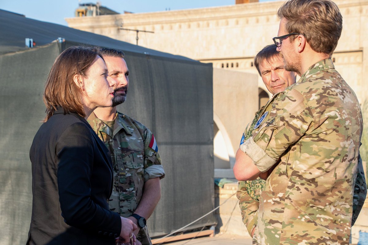 HankeBruinsSlot's tweet photo. Our military and civilian experts at the @IraqNato Mission, the anti-ISIS mission @CJTFOIR and @EuamIraq contribute to stability and security in #Iraq and the wider region. I was glad to meet them at the compound and to thank them in person for their important efforts. 1/2 https://t.co/XZMBdy8bTb