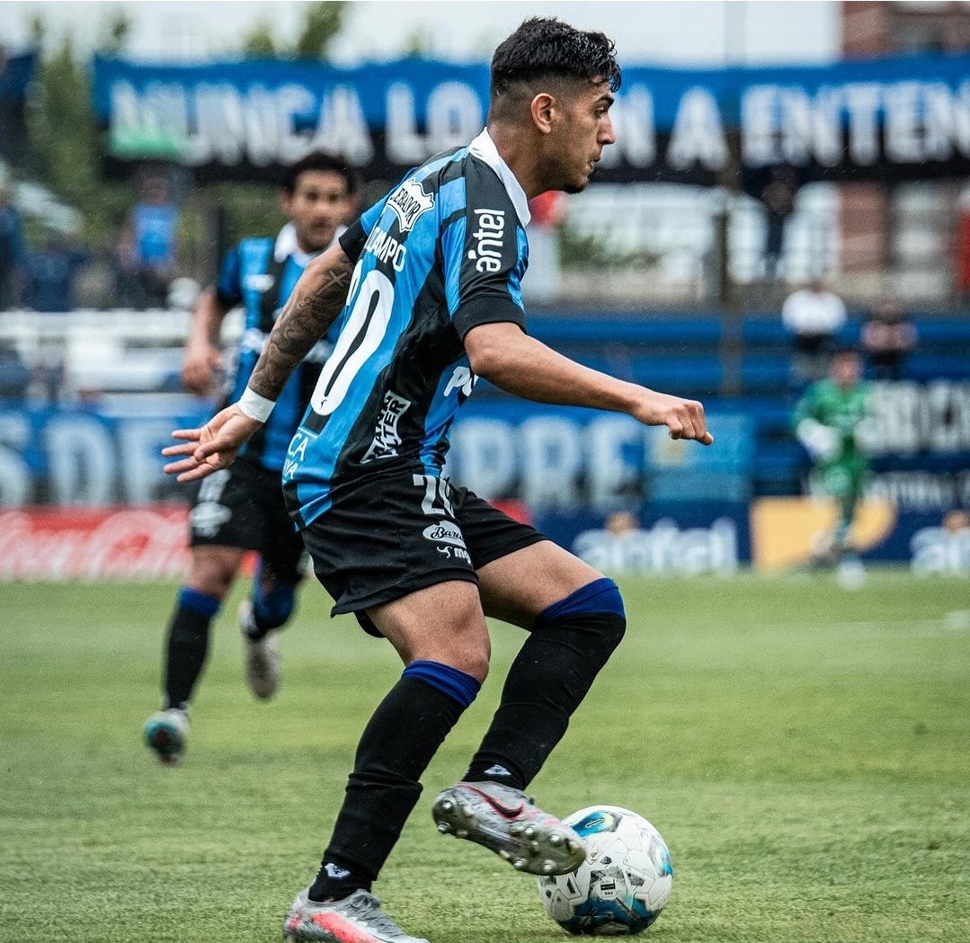 Le generó las 2 amarillas que terminan con la expulsión de Leandro Lozano.

Matias Ocampo.