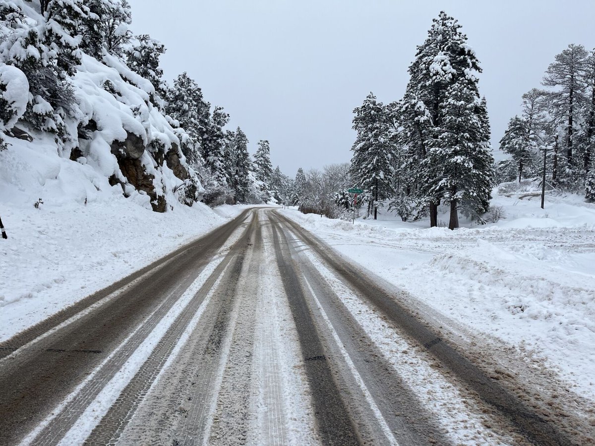 ❄️NDOT crews are working hard to clear roads at Mt Charleston. Snow continues to fall and roads remain hazardous. 

SR-156 (Lee Canyon) and SR-158 (Deer Creek) are closed &amp; SR-157 (Kyle Canyon) closed past junction with SR-157 except for mountain community residents.