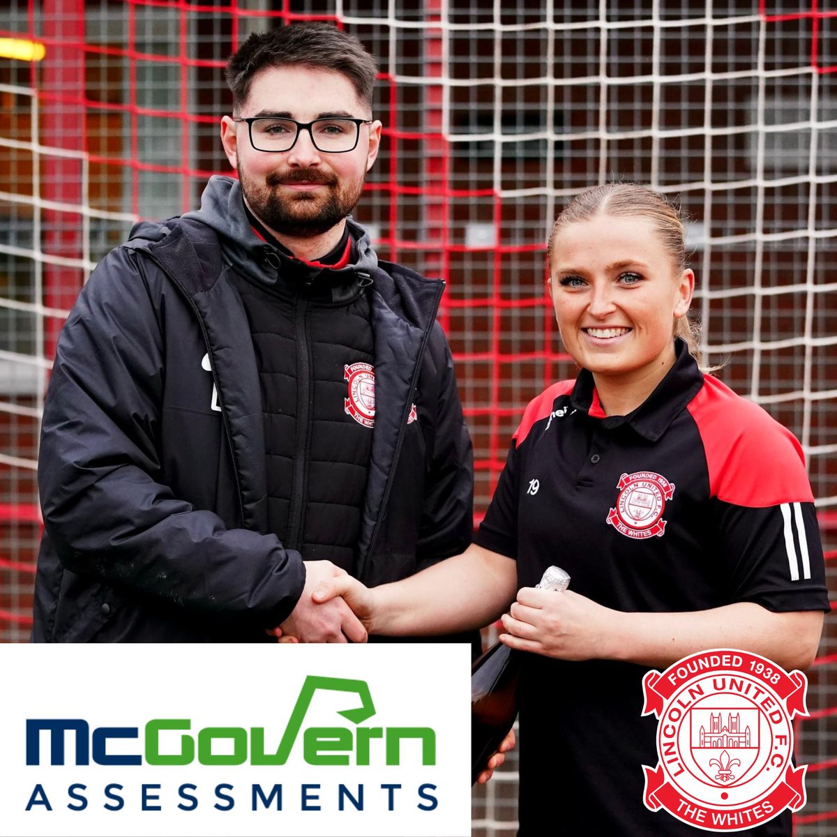 𝐏𝐋𝐀𝐘𝐄𝐑 𝐎𝐅 𝐓𝐇𝐄 𝐌𝐀𝐓𝐂𝐇

🤩🍾

Sunday's McGovern Assessments Player of The Match was awarded to Olivia Smith for her contributions in midfield!  

Well done Liv! 

#TheWhites