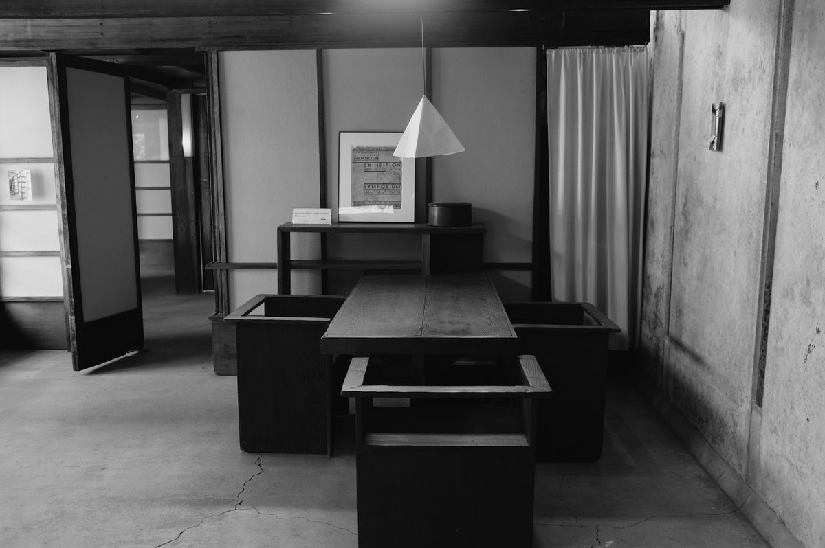 Always_C_R's tweet image. NEW BLOG POST: SCHINDLER HOUSE AHEAD OF IT'S TIME POST alwayschasingrainbows.com/newestposts #alwayschasingrainbows #ontheblog #schindlerhouse #architect #furnituredesigner #midcenturymodern #minimalinterior #interiordesign
