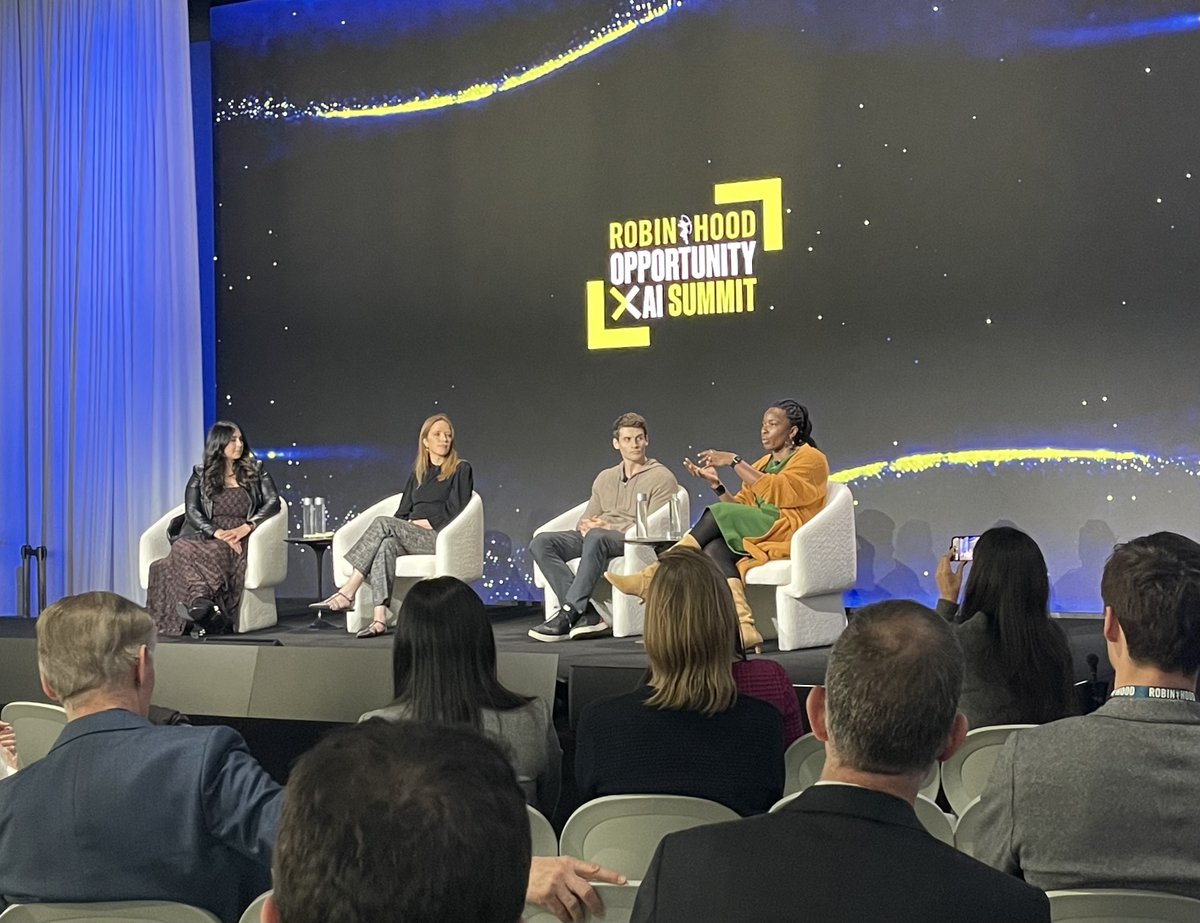 Tech:NYC (@technyc) on Twitter photo Three of the leading NYC founders in digital health –
<a href="/_KateRyder/">Kate Ryder</a>, <a href="/ZReitano/">Z Reitano</a>, and <a href="/toyinajayidoc/">Toyin Ajayi</a> – come together with <a href="/deenashakir/">Deena Shakir</a> to outline how AI is bringing "mass customization" to healthcare that meets more people's needs: Three of the leading NYC founders in digital health –
<a href="/_KateRyder/">Kate Ryder</a>, <a href="/ZReitano/">Z Reitano</a>, and <a href="/toyinajayidoc/">Toyin Ajayi</a> – come together with <a href="/deenashakir/">Deena Shakir</a> to outline how AI is bringing "mass customization" to healthcare that meets more people's needs: