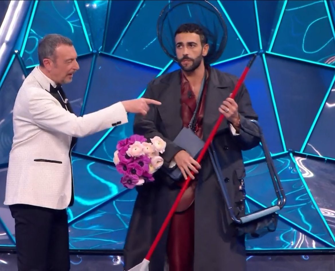 Quanti meme? 
Marco Mengoni: sì
#Sanremo24