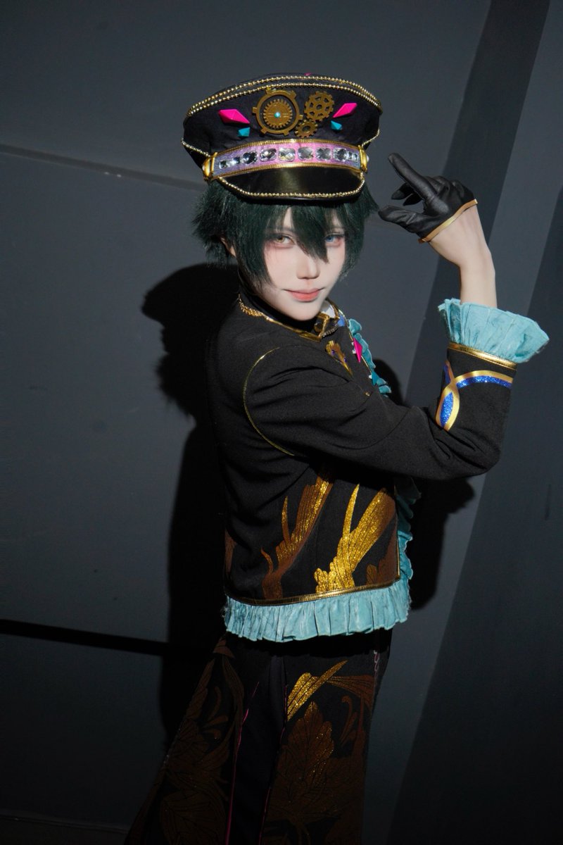 aaaona77's tweet photo. -
⚙️会ウ迷宮回廊統ベル歌⚙️

#あんスタ #コスプレ https://t.co/zKZNtMqiM9