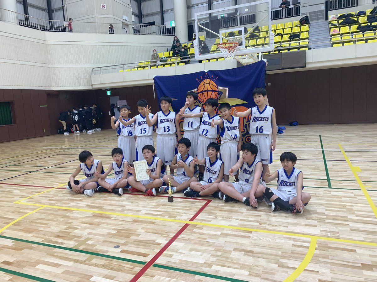 先週の茂原スポ少交流会
見事３位になりました✨
今週は東青大会。6年生は本当にこの大会で最後だ！今持っている力を出そう👊
2月の予定更新しました。
calendar.google.com/calendar/u/1?c…