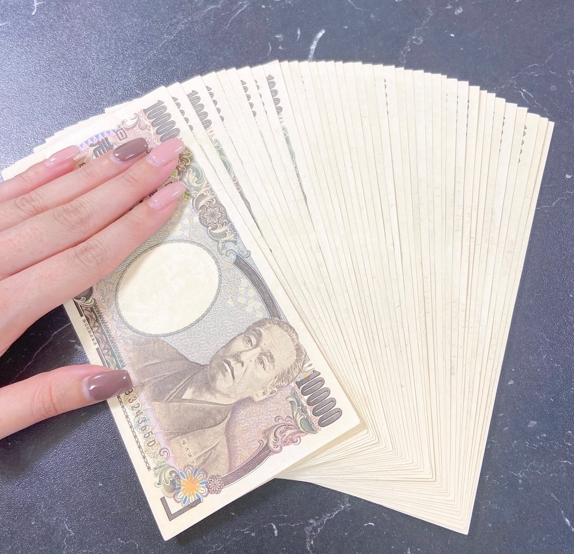 現金100万円で配布していきます💸
受け取り希望の方は
RTといいねで参加してね😊

信じてくれる方のみ
救済していきます

#まほみほ企画