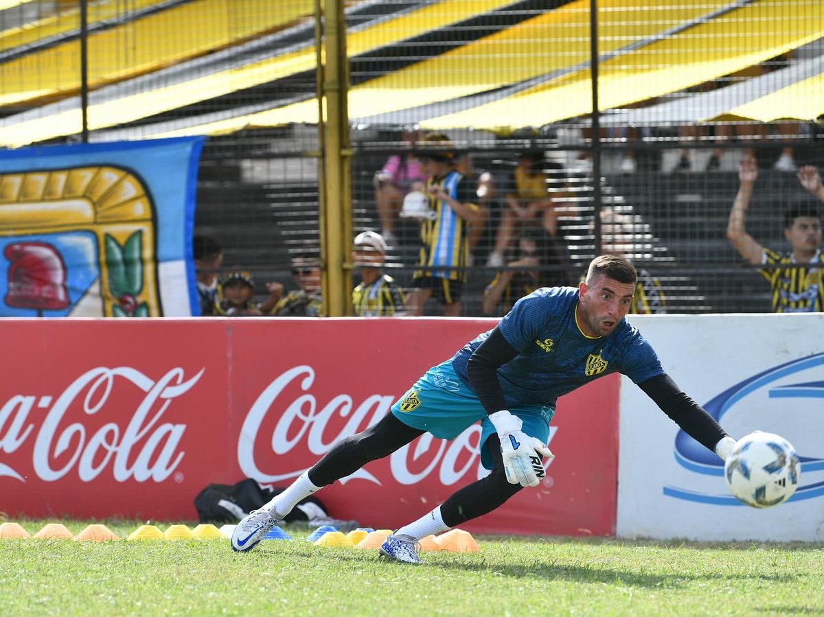 BrunoGalvan01's tweet photo. Que lindo arrancar el torneo de esta manera!!! Gran trabajo de todo el equipo!! +3 🫡 
Nos vemos en casa 🇺🇦🤩
@atlantaoficial https://t.co/SvtYpCP4gk