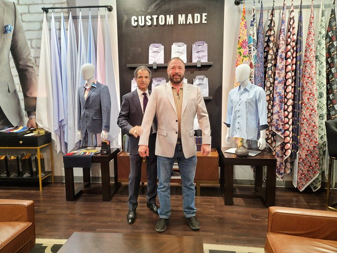 Clothes Maketh the Man look like a Million Bucks! TY to @EastinSuits I looked amazing next to @MimiIvey<a href="/tag/mondaymotivation"class="tags"><span>#mondaymotivation</span></a>