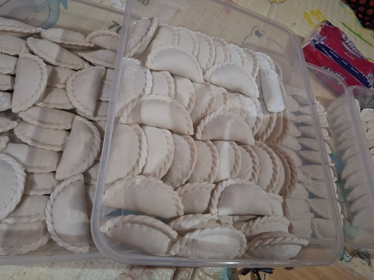 ibuhassatu's tweet photo. Halo guys.
Aku open po cireng isi:
Ayam suir pedas (best seller)
Bakso pedas
Mayo telur pedas
Ati ampela
Keju

Free ongkir kedamaian, pahoman bandar lampung. Untuk wilayah lain bisa chat aku.
Jaminan enak, kalo ga enak uanh kembali😝 https://t.co/PXwX2yTOJp