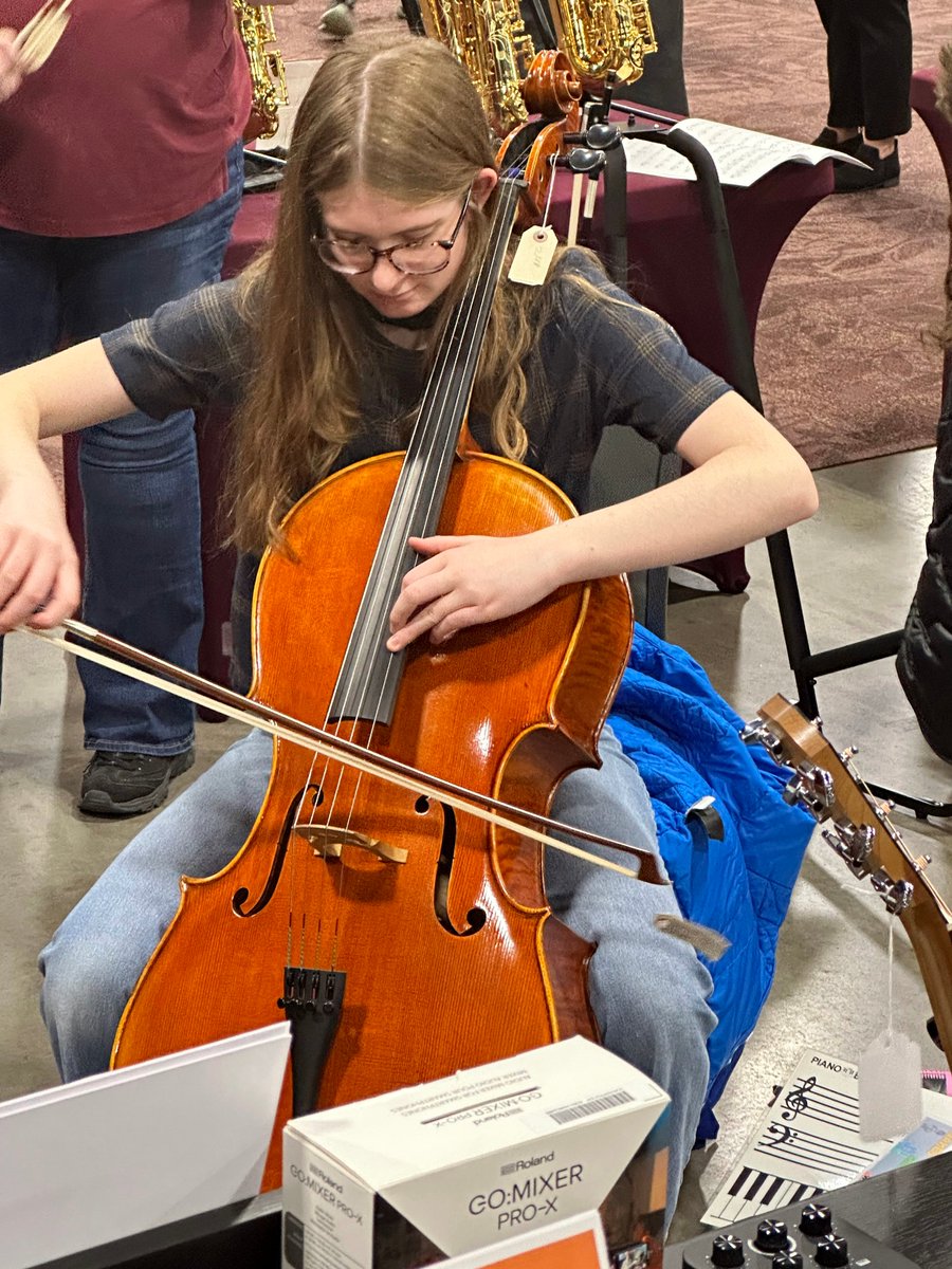 The @UMEA1945 2024 state conference was a BLAST!  Thank you to everyone who stopped by our booth, explored our instruments and spent some time with our team. Here's to an EXCITING 2024!  

#UMEA #musiceducation #musiceducationforkids #UtahSchools #Utah #UT #schools #generalmusic