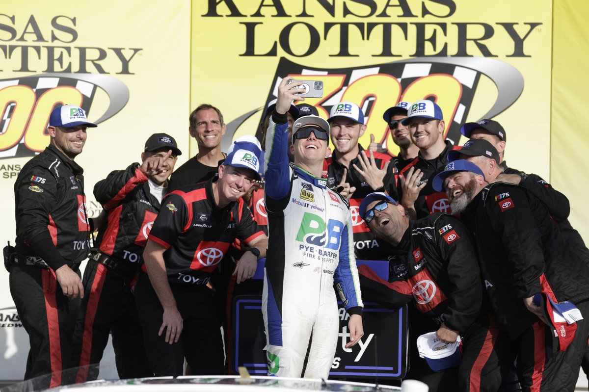 Pye-Barker Fire & Safety (@pyebarkerfire) on Twitter photo How will you define your legacy?
We're proud to continue our support of <a href="/JHNemechek/">John Hunter Nemechek</a> this season, partnering with <a href="/LEGACYMotorClub/">LEGACY MOTOR CLUB</a> and <a href="/JoeGibbsRacing/">Joe Gibbs Racing</a>.
Read more: go.pyebarkerfs.com/JHN-LEGACY. How will you define your legacy?
We're proud to continue our support of <a href="/JHNemechek/">John Hunter Nemechek</a> this season, partnering with <a href="/LEGACYMotorClub/">LEGACY MOTOR CLUB</a> and <a href="/JoeGibbsRacing/">Joe Gibbs Racing</a>.
Read more: go.pyebarkerfs.com/JHN-LEGACY.