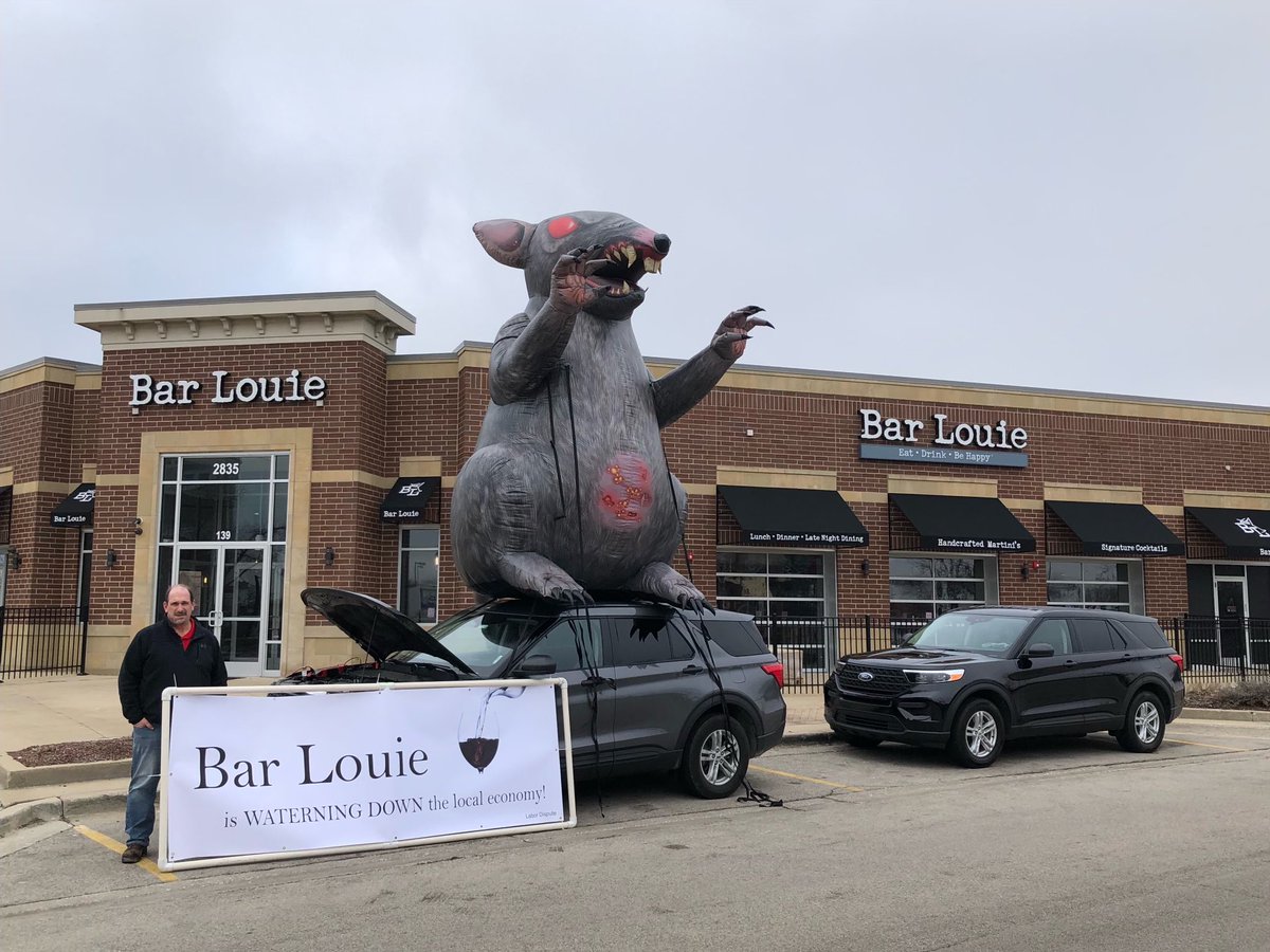 MidAmCarpenters's tweet image. #Local174 is out fighting the good fight with Scabby! Good work Brothers! 🙌😎