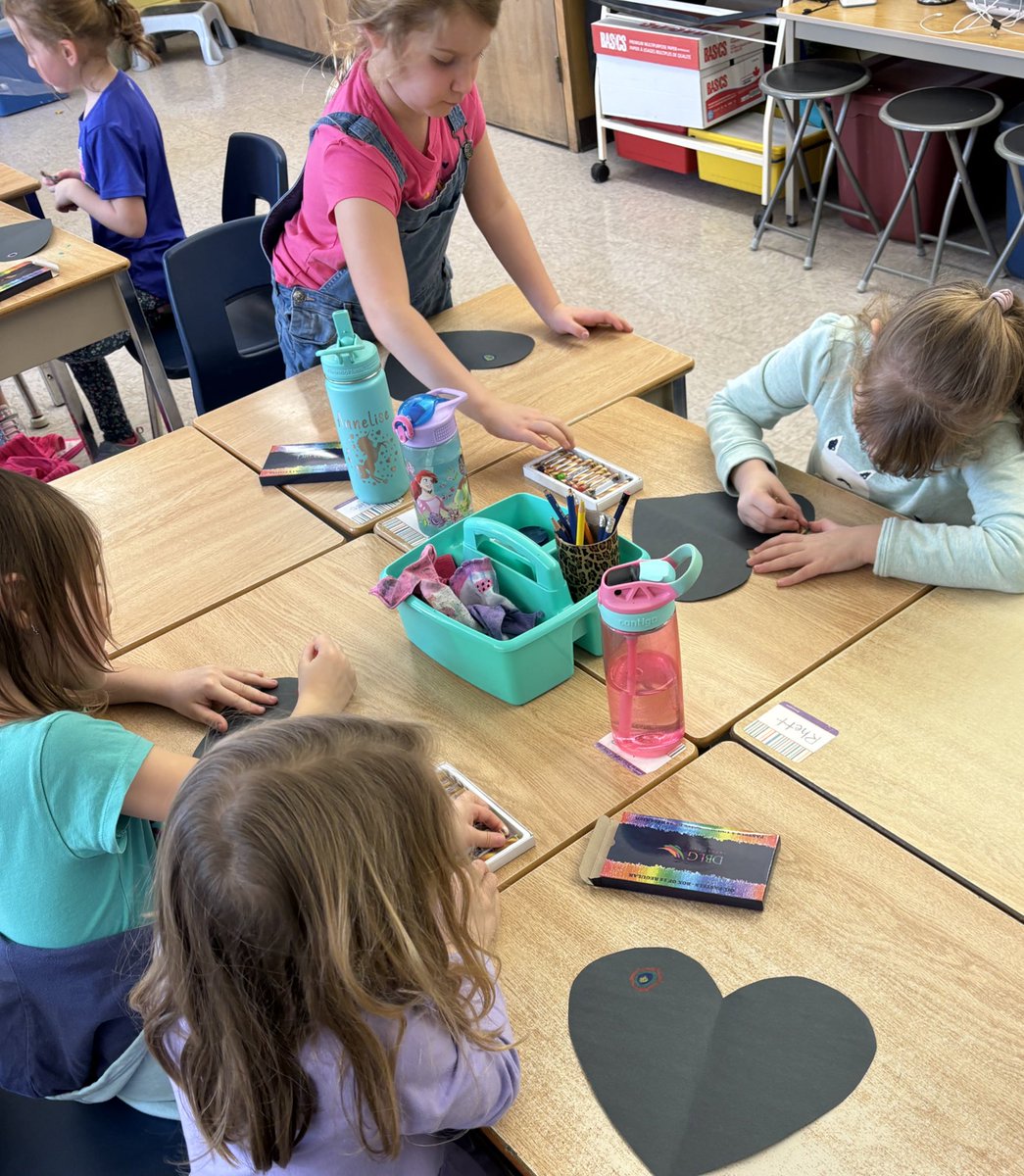 SK1Elma's tweet photo. Wassily Kandinsky inspired abstract ❤️ art…stay tuned for the final product.  @ElmaTownshipPS https://t.co/wj4zKPVY1g