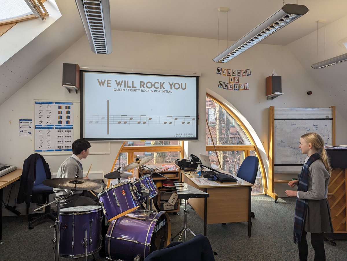 Hutchie_Music's tweet photo. A wonderful period of solo performance with 2.7 today on their 1st instrument choice! Excellent focus and concentration from everyone developing rhythm and coordination  technique. 🎹🥁🎸🎧 https://t.co/AjozzXsvqR