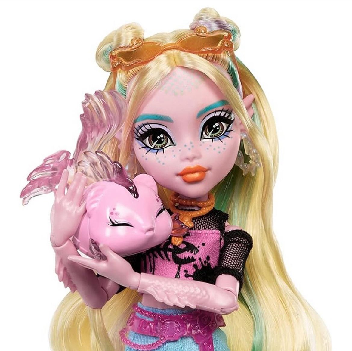 trinityxanthony's tweet photo. I love her so much omfg https://t.co/5Xg6W9uZsl