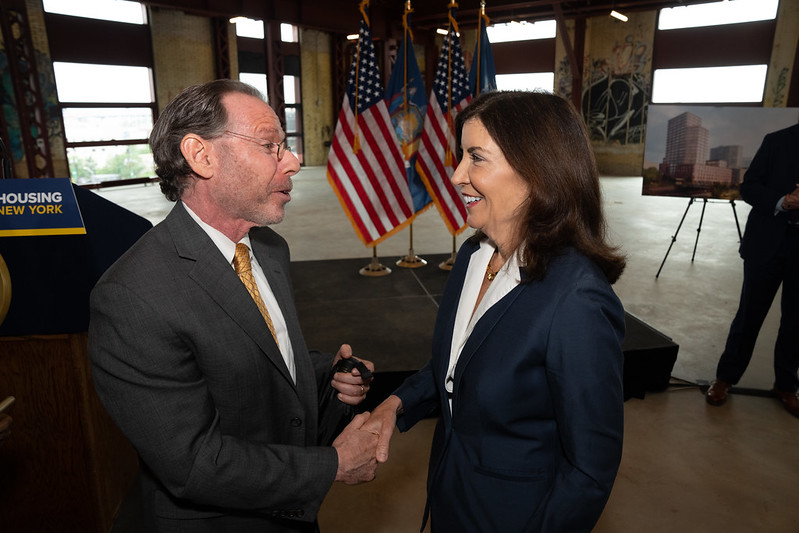 bchands_org's tweet photo. We're excited to receive one of 122 monetary awards from the Empire State Supportive Housing Initiative (ESSHI). Thank you @GovKathyHochul for your continued investment in ESSHI and #supportivehousing. This award will bring us one step closer to ending #homelessness in Brooklyn! https://t.co/TbXKoPg8G2