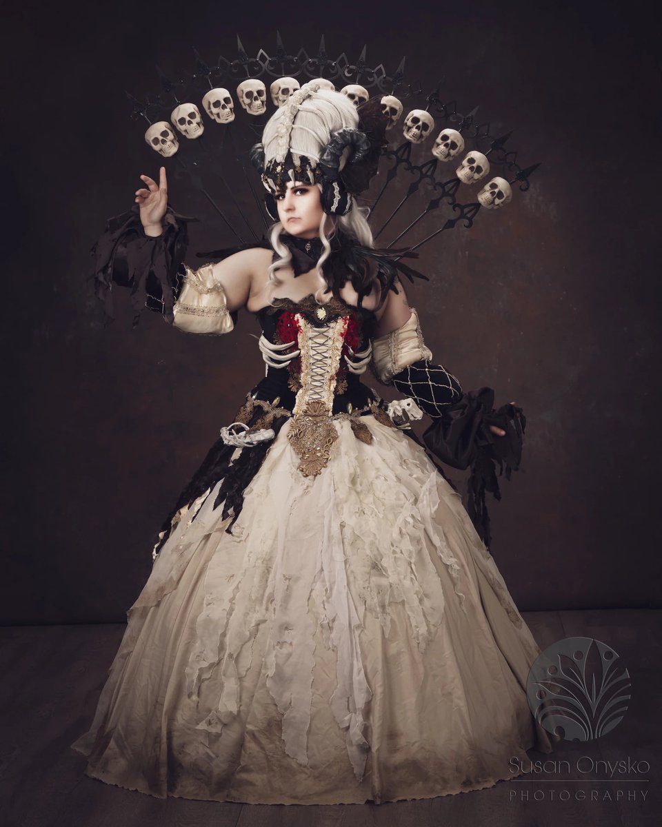 Miss Mina tweet media