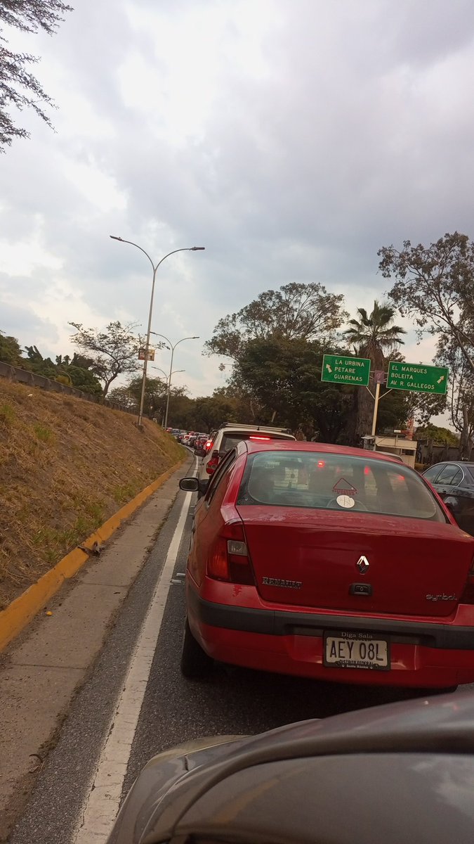 criptoware's tweet photo. @cpcgroup @FMCENTER terrible hasta acá da la cola https://t.co/LwrMmRa5cT