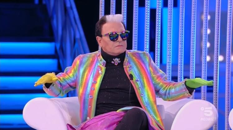 elensx_'s tweet photo. Ernesto alle 6 di mattina per vedere sanremo #Sanremo24 https://t.co/jtR2iwCRjJ