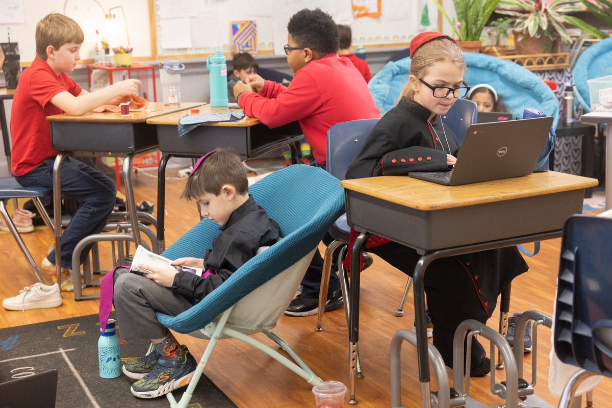 St. Margaret of Scotland students had the opportunity to dress as a saint on Jan. 31 of Catholic Schools Week. Students dressed as saints, including St. Gabriel the Archangel, St. Teresa of Calcutta, St. Óscar Romero and others. More: archstl.org/-saints-in-the…