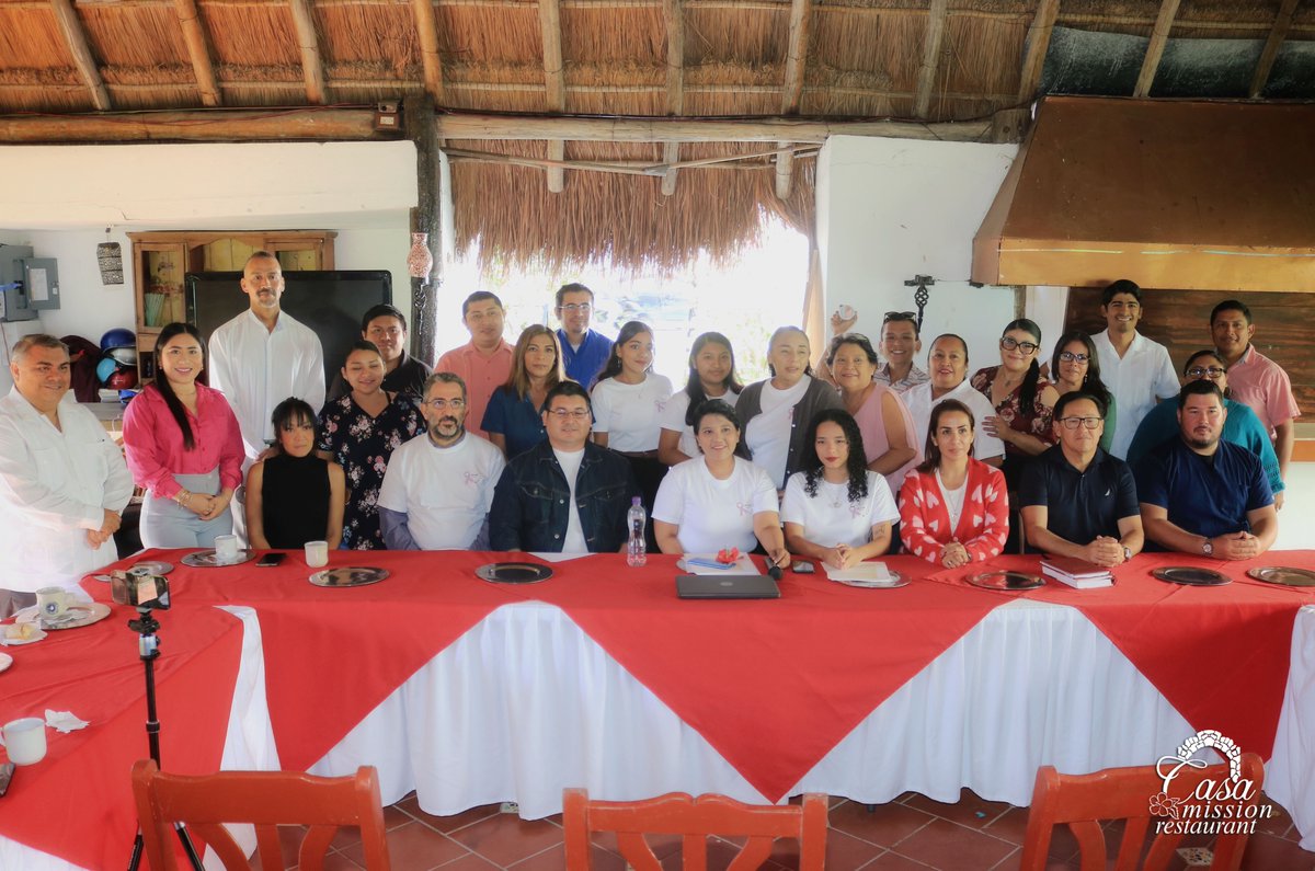 CasaMission's tweet photo. Fuimos sede de la presentación oficial de Meraki Cozumel AC. Asociación civil sin fines de lucro ,que busca apoyar a los pacientes con cáncer y sobrevivientes de este mal, así como a sus familiares. ✨🙏❤️
➡️ https://t.co/xkEhNYSBWk
#CasaMissionRestaurant #Cozumel #MerakiCozumel https://t.co/fa0EF8jrBX