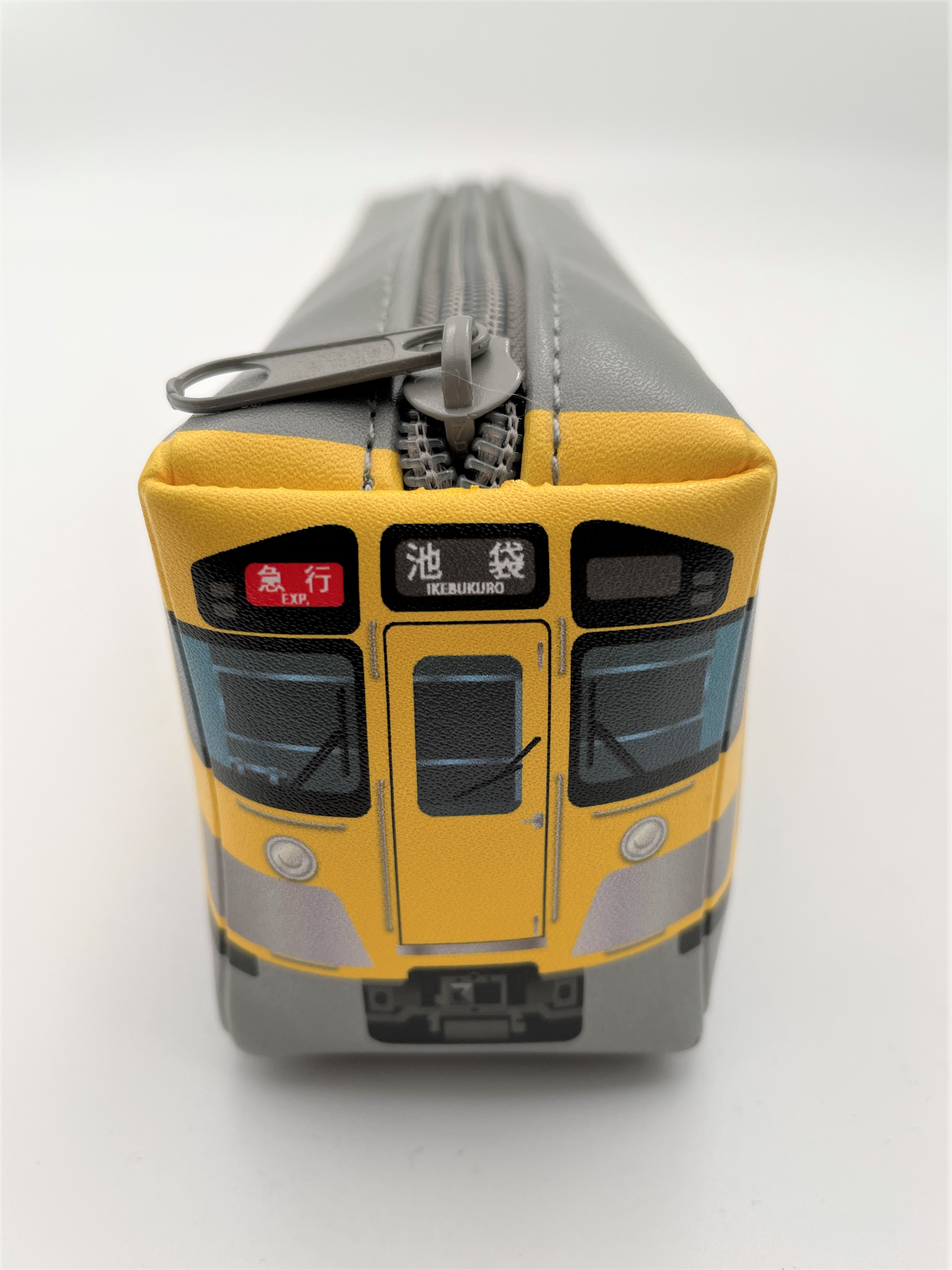 西武鉄道グッズ情報【公式】 в X: „電車型ペンケース(西武鉄道