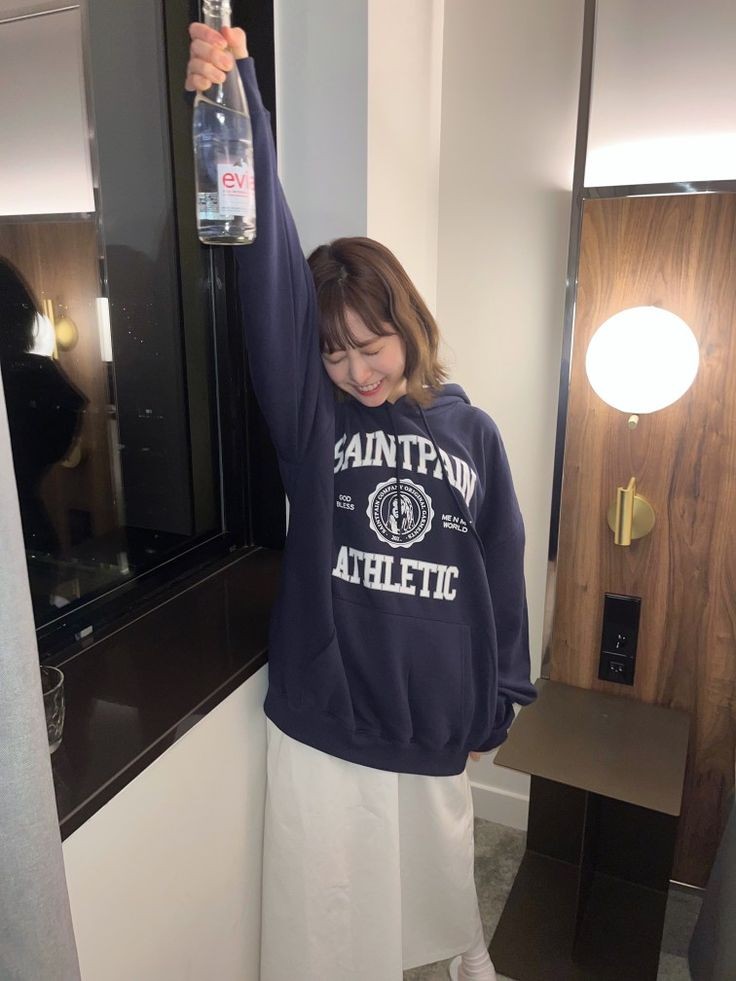 borabrigade's tweet photo. lullets when FNC finally announces chebuls yearly comeback
#cherrybullet #chebul #bora https://t.co/Qi4eC3TT4x