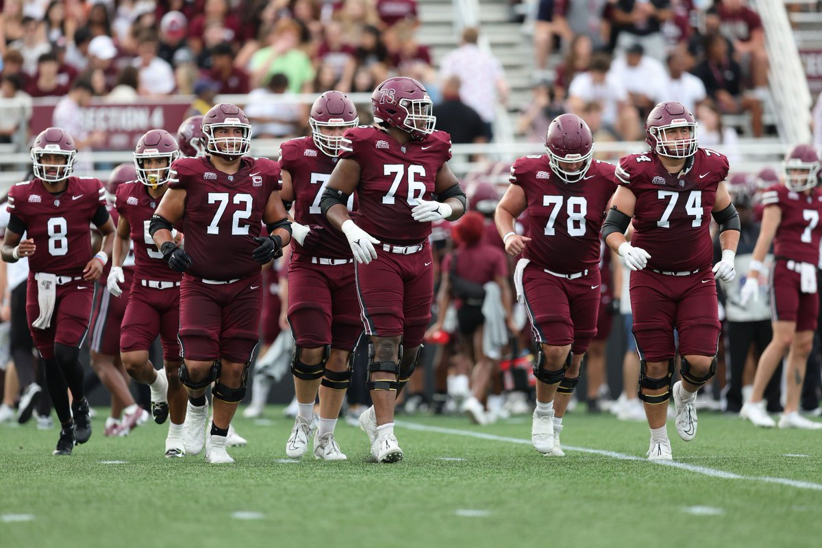 After a great call with @_CoachBurns I am beyond blessed to receive my first division 1 offer from Fordham University! @OL_Coach_Giufre @Coach_Conlin @_CoachBurns @CoachBurkeSebs @stsebsfootball