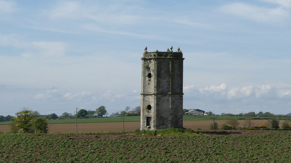 tourscotland's tweet photo. As requested Tour #Scotland travel video Blog of #Pitkerie #Doocot near #Anstruther on history visit and trip to #East #Neuk of #Fife. Octagonal doocot dates from the late 18th century. A #Scottish doocot is a structure intended to house pigeons or doves https://t.co/pFeJNF5XZI https://t.co/jlpZadmeuI