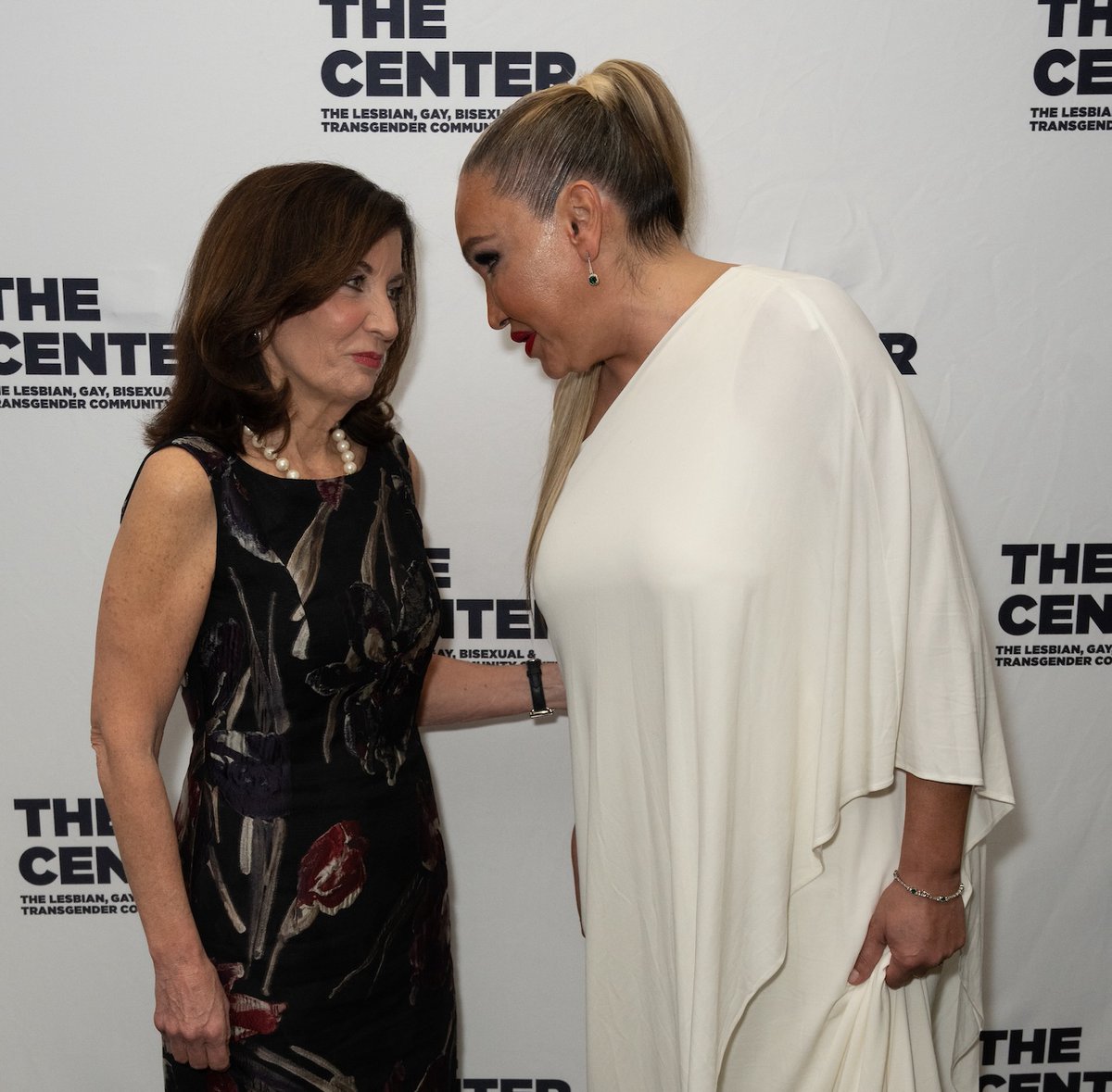 Governor Kathy Hochul tweet media