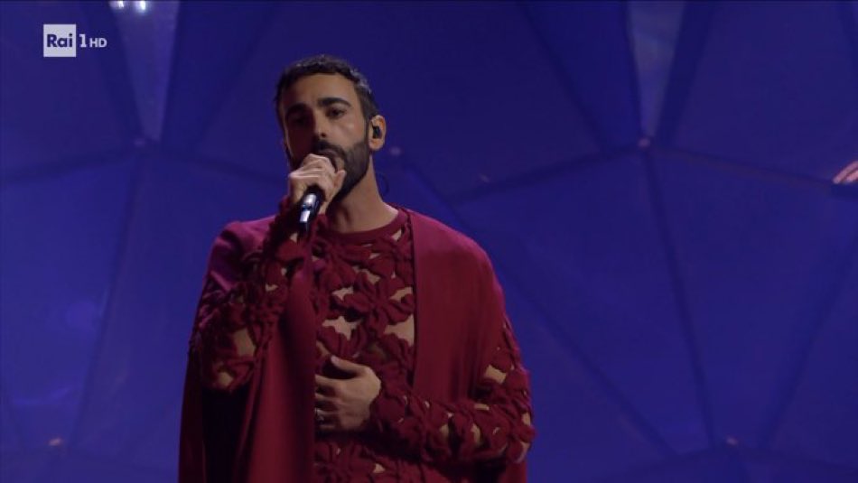 soansiosaa's tweet photo. MARCO MENGONI HA SERVITO TUTTO IL SERVIBILE,GRAZIE DI ESISTERE.

#sanremo24
 #sanremo2024 https://t.co/qYIntSIoxD